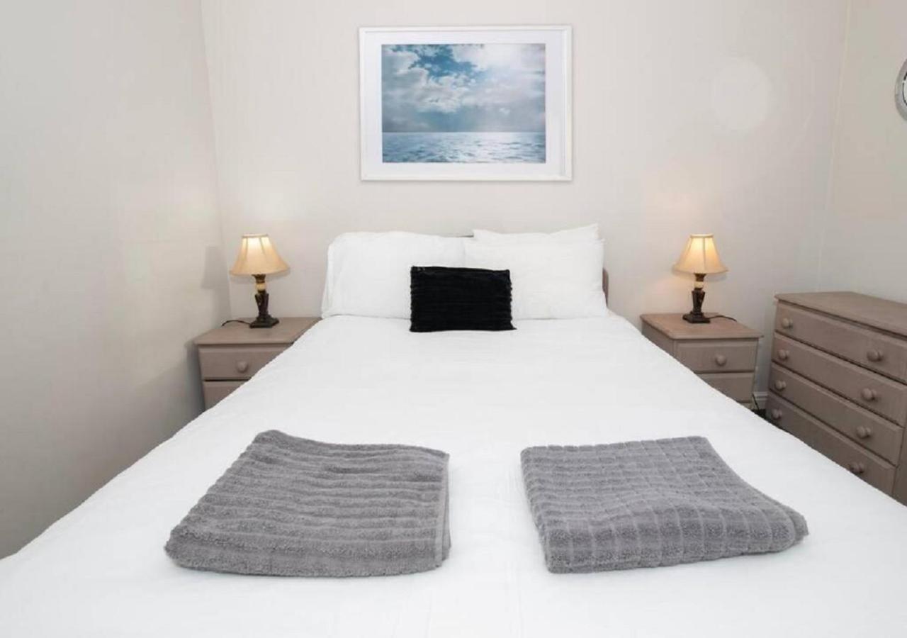 Cormorant - Beautiful 2 Bed Apartment With Sea Views Old Town Scarborough Exterior foto